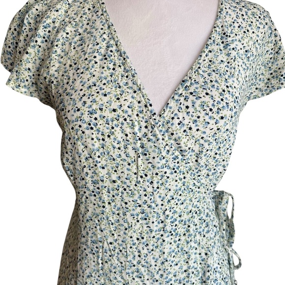 Brandy Melville Floral Wrapped Around Side Tie Midi Dress Size 2 - Picture 14 of 17